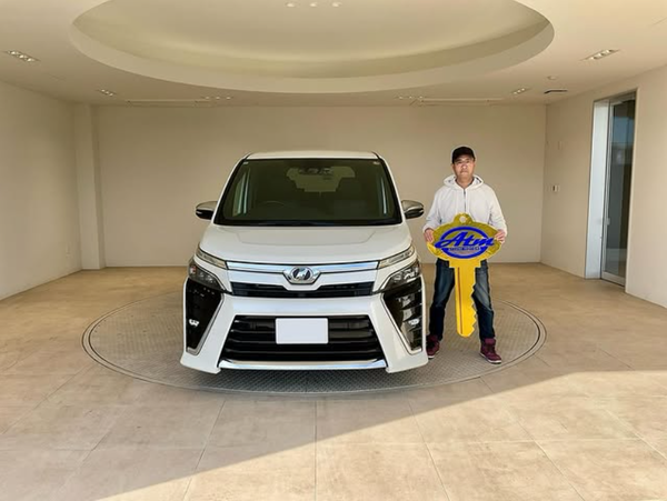 浜北インター店　S様☆ヴォクシー☆ご納車